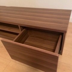 テレビ台の画像