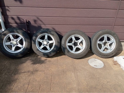 ジムニー スタッドレスタイヤ