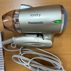 ドライヤー　海外・国内両用　Panasonicの画像