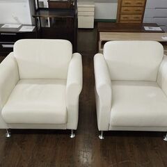 HIKARI　白本革張り応接椅子３点セット『中古良品』の画像