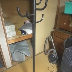 ポールハンガーラック  綺麗です！　ブラック黒！の画像