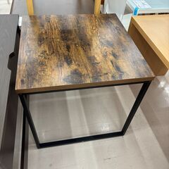 リユースのサカイ栃木店★ジモティ割あり★ NITORI テーブル ブラウン（木目） W70×D70×H70 クリーニング済み TC10893の画像