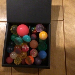 色々ビーズ差し上げます　お子様向けの画像