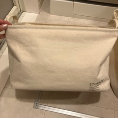 入れ物
の画像