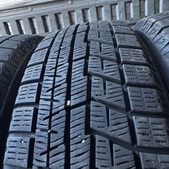 バリ山　YOKOHAMA ヨコハマ　IG60 175/65R15 スタッドレス　タイヤ　2021年製　15インチの画像