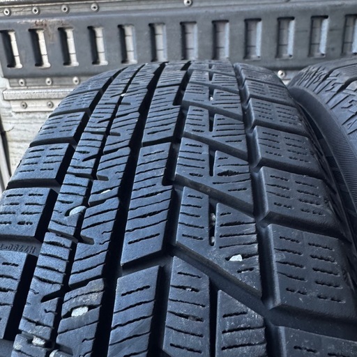バリ山　YOKOHAMA ヨコハマ　IG60 175/65R15 スタッドレス　タイヤ　2021年製　15インチ