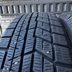 バリ山　YOKOHAMA ヨコハマ　IG60 175/65R15 スタッドレス　タイヤ　2021年製　15インチの画像