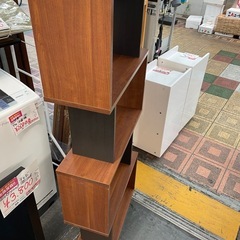 【中古】¥2,500 4段タナ　飾り棚　おしゃれオシャレ【II209】の画像