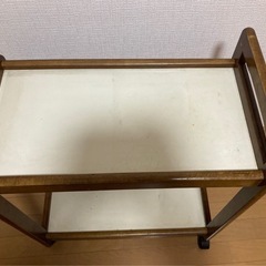 【無料】木製2段ワゴン　キャスター付きの画像