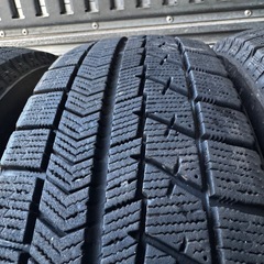 バリ山　BRIDGESTONE VRX 155/65R14 スタッドレス　タイヤ　2015年×2   2020年×2 14い14インチの画像