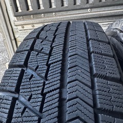バリ山　BRIDGESTONE VRX 155/65R14 スタッドレス　タイヤ　2015年×2   2020年×2 14い14インチの画像