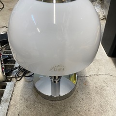 【中古】¥1,500 タッチセンサーライト　ツインバード【II210】の画像