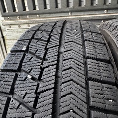 バリ山　BRIDGESTONE ブリヂストン　ブリジストン　VRX 155/65R14 スタッドレス　タイヤ　2018年製　14インチの画像