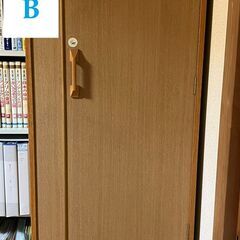（昭和レトロ）木製サイドボード、衣装ケース、着物入れ引き出しなど５点、どれでも好きなもの引き取ってくださいの画像