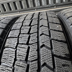 バリ山　DUNLOP ダンロップ　WM02 175/60R16 スタッドレス　タイヤ　2021年製　16インチの画像