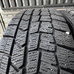 バリ山　DUNLOP ダンロップ　WM02 175/60R16 スタッドレス　タイヤ　2021年製　16インチの画像