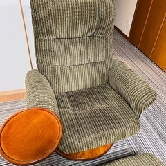 リクライニング チェア  オットマン付きの画像