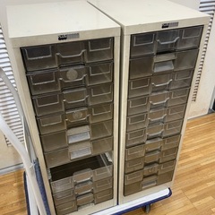 PLUS製10段スチールキャビネット2個セットでの出品です。の画像