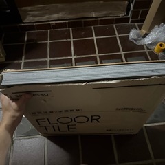 フロアタイルの画像