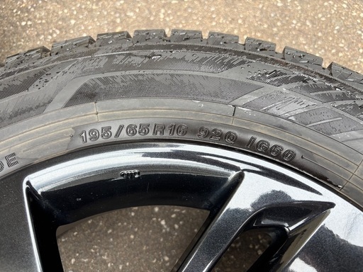 値下げしました。スタッドレスセット ダイハツロッキー純正 YOKOHAMA ice GUARD iG60 195/65R16  
