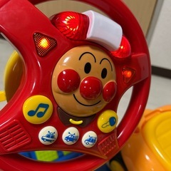 アンパンマンドライバー　アンパンマン運転　四輪乗り物の画像