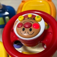 アンパンマンドライバー　アンパンマン運転　四輪乗り物の画像