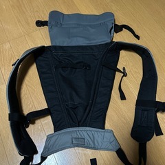 首座る前から使える抱っこ紐の画像