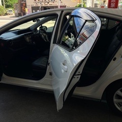 54249 km、アクア 5ドア G、2016年モデルの画像