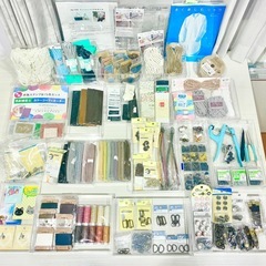 ハンドメイド素材売ります(1つ10円～5000円)生地、革、アクセサリーパーツ、未使用、はぎれ、中古色々 ③の画像