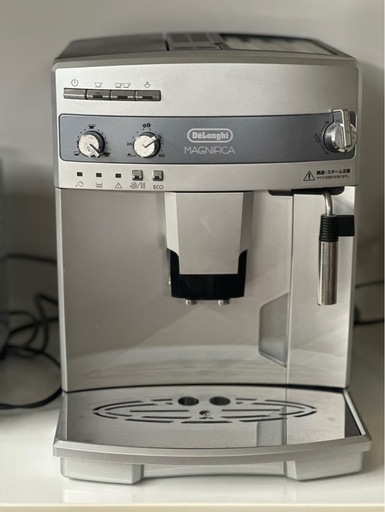 
DeLonghi MAGNIFICA 全自動エスプレッソマシン