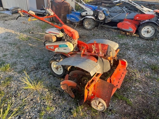 クボタ TA6  畝立て機