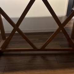木製　ダイニングテーブルの画像