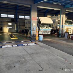 残業ほぼゼロ×安定基盤×働きながら国家資格取得！三紀グループで“手に職”を＿株式会社オートリペアーガレージの画像