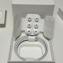 Apple AirPodsPro 第2世代　イヤホンの画像