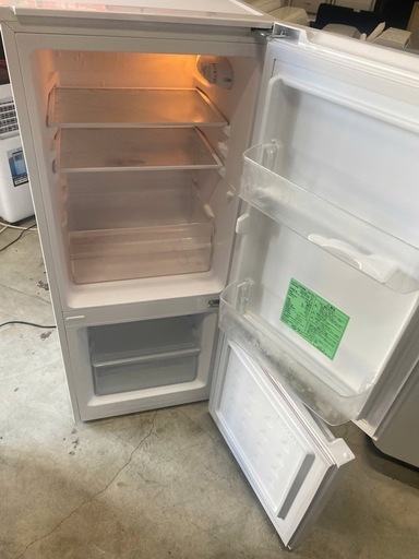 NO B532?福岡市内配送設置無料✨?YRZ-C12H1(ホワイト) 2ドア冷蔵庫 右開き 117L 幅478mm 2022年