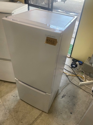 NO B532?福岡市内配送設置無料✨?YRZ-C12H1(ホワイト) 2ドア冷蔵庫 右開き 117L 幅478mm 2022年