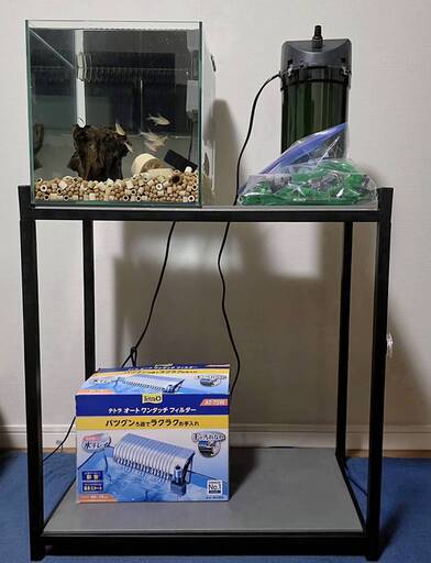 アクアリウム関連用品セット（水槽・水槽台・フィルター・流木）