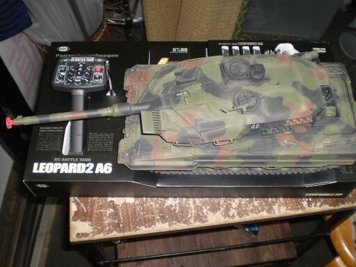 東京マルイ　1/24　RC戦車　LEOPARD2　A6
