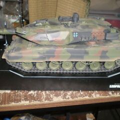 東京マルイ　1/24　RC戦車　LEOPARD2　A6の画像