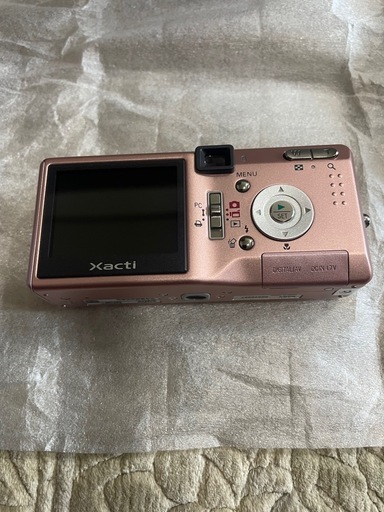 新品未使用　激レア　希少　SANYO　デジタルカメラ　dsc-j4 Xacti 希少　レア　ザクティー