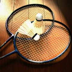 一緒にバドミントンやりましょう🏸