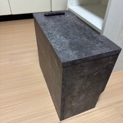 ルーター 隠したな棚の画像