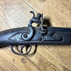 古式銃 装飾銃 フリントロック 唐草模様 銃斧 アックスピストル アンティーク◆の画像