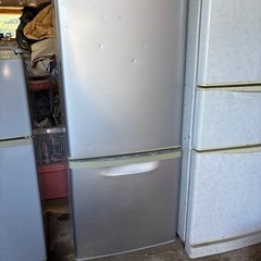 冷蔵庫の画像