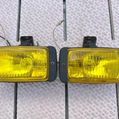 旧車　当時物　フォグランプ ハロゲン黄色　 本体 2個 角型  昭和 レトロ の画像