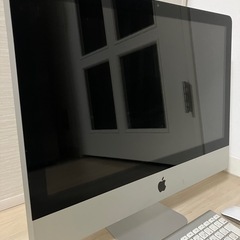 iMac シルバー 本体 キーボード マウス付きの画像