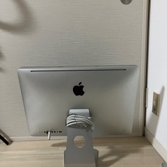 iMac シルバー 本体 キーボード マウス付きの画像