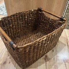 バリ購入　収納カゴの画像