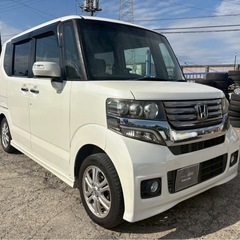 【支払総額19.8万円】N-BOXカスタム車検令和9年9月機関良好 パワスラ エアコンバッチリ♩人気色パールホワイト！の画像