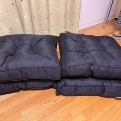新品未使用 クッション 4つセットの画像